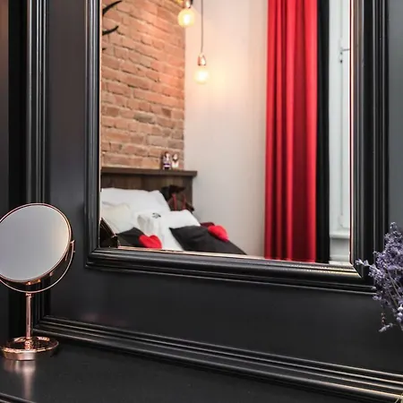 Wooden Horse - New Apartment - Old Town-2